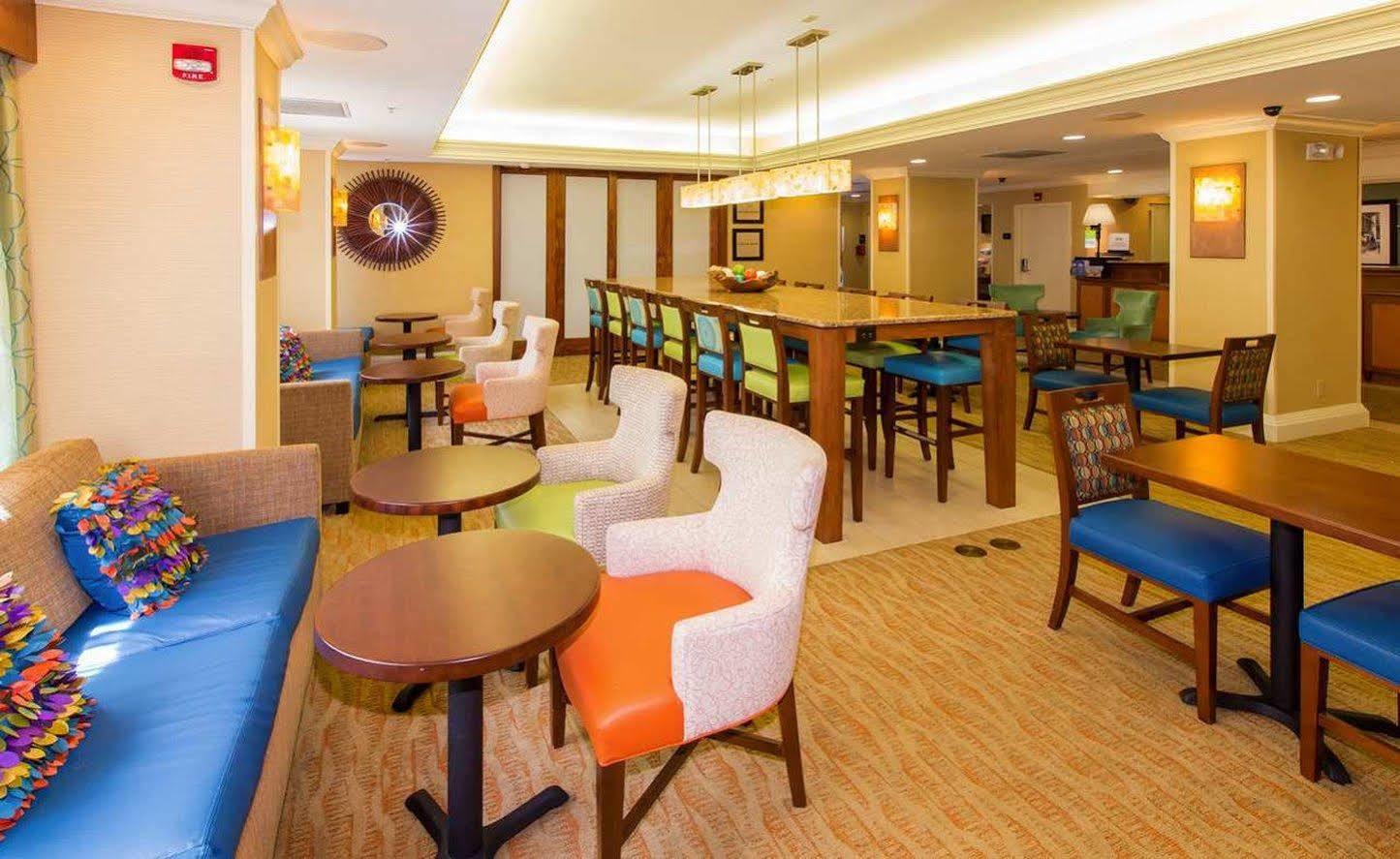 埃伦顿/布雷登顿汉普顿酒店 外观 照片